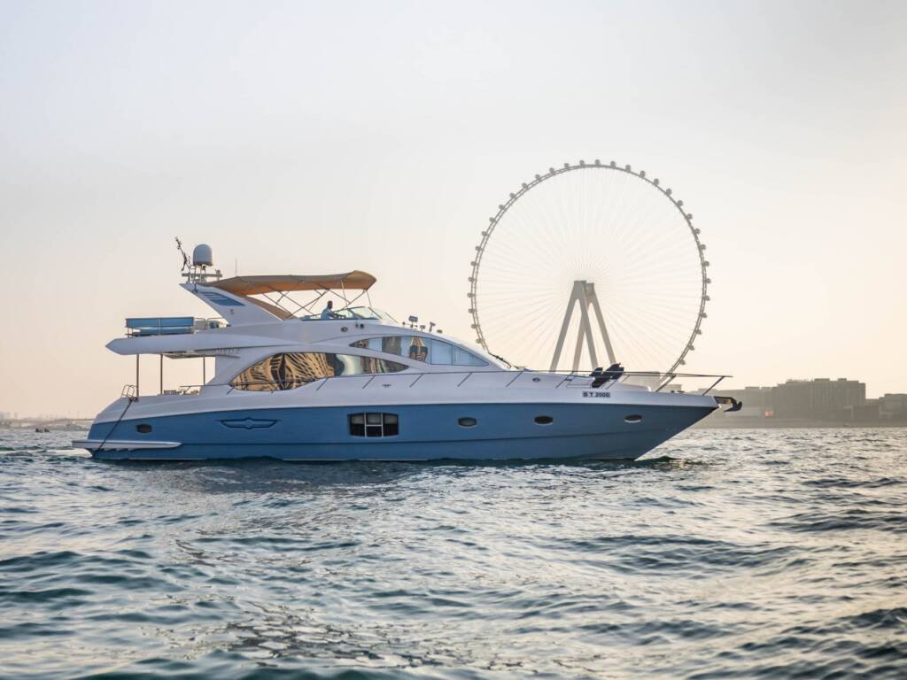 64ft Luxury Majesty Yachts